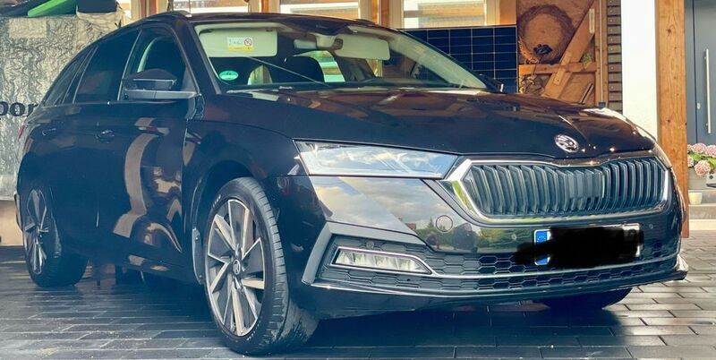 Schwarz Gebraucht 2020 Skoda Octavia Style Kombi | 22.999 € (Etwas zu teuer) - Bild 1/4
