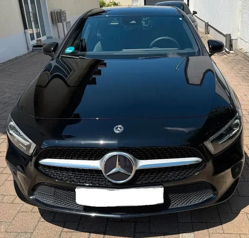 Gebraucht Mercedes A250 Style 218 PS (160 kW) 2020 Schwarz Limousine