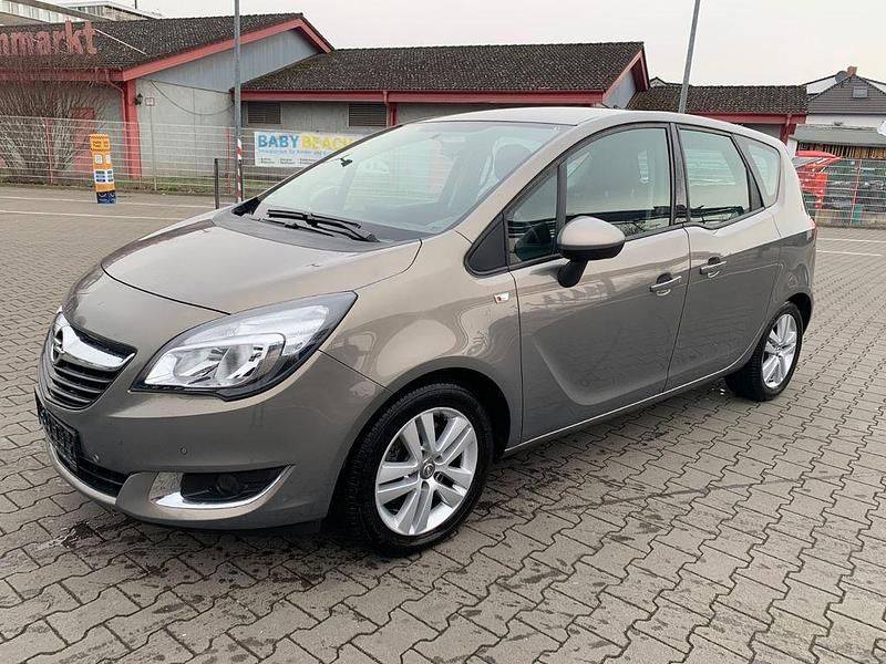 Gebraucht Opel Meriva Style 140 PS (102 kW) 2015 Braun Van / Kleinbus