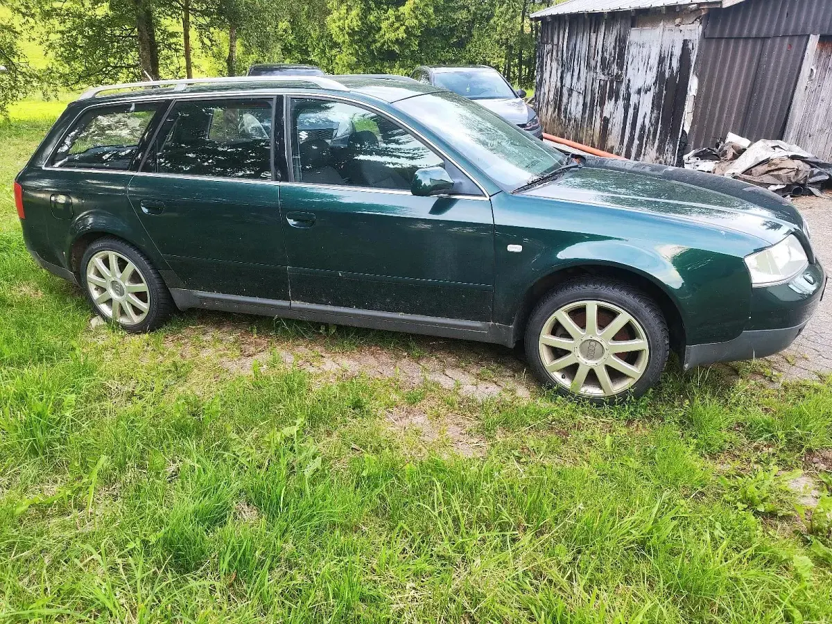Gebraucht Audi A6 180 PS (132 kW) 2000 Grün Kombi