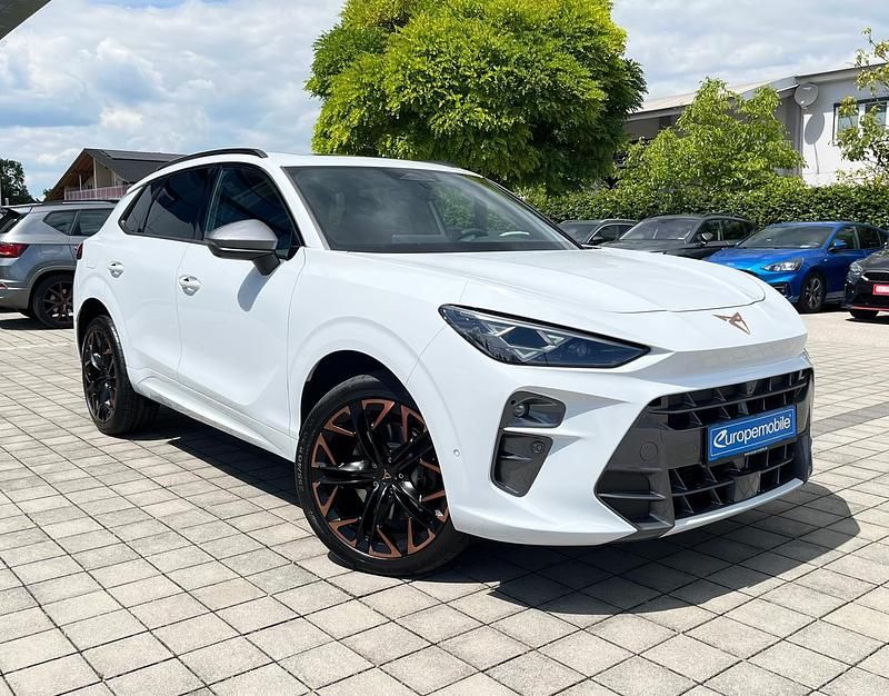 Neu Cupra Terramar VZ 265 PS (194 kW) 2025 Glacial weiß metallic/weiß SUV