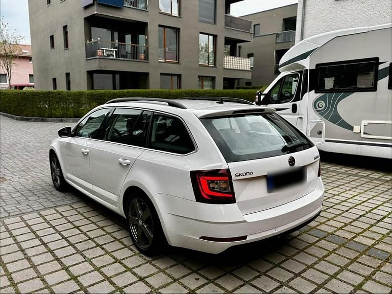 Gebraucht Skoda Octavia 150 PS (110 kW) 2018 Weiß Kombi