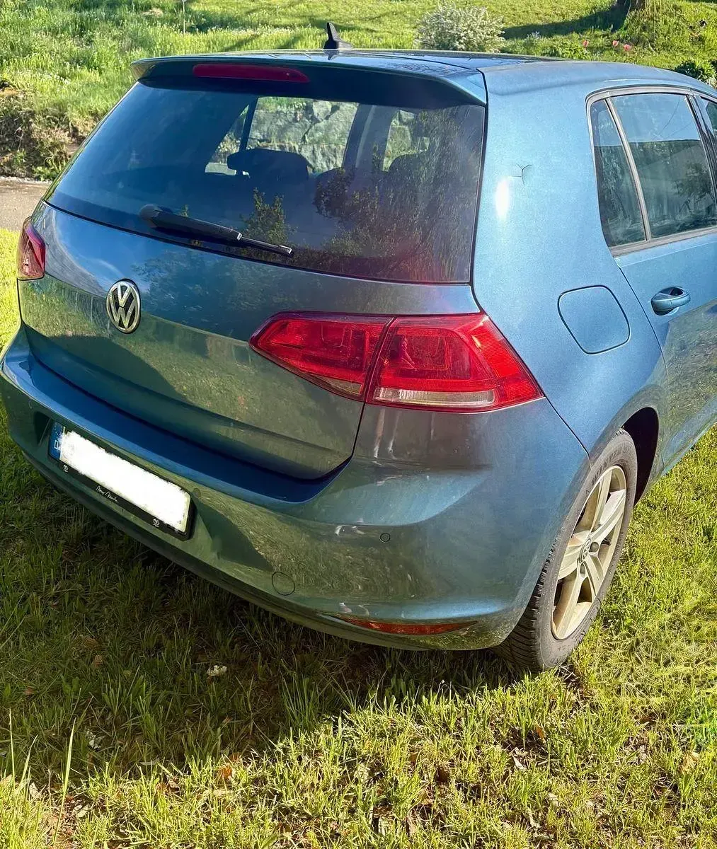 Second-hand VW Golf VII Comfortline 150 CP (110 kW) 2014 Albastru Berlinǎ