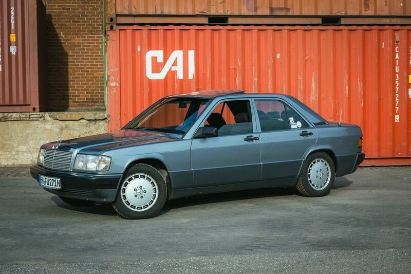 Grau Gebraucht 1992 Mercedes 190 Limousine | 5.600 € - Bild 1/4