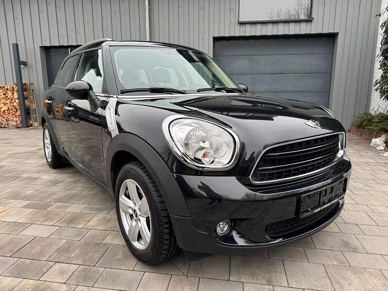 Schwarz Gebraucht 2015 Mini One Countryman SUV | 10.880 € (Fairer Preis) - Bild 1/4