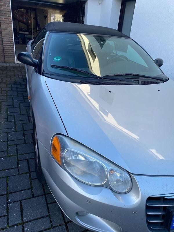 Gebraucht Chrysler Sebring Cabriolet 202 PS (148 kW) 2004 Silber Cabrio