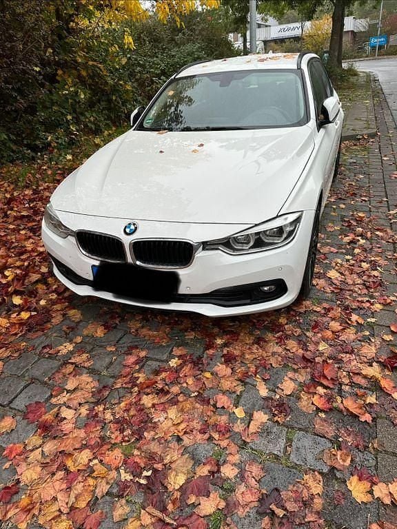 Gebraucht BMW 320 190 PS (139 kW) 2019 Weiß Kombi