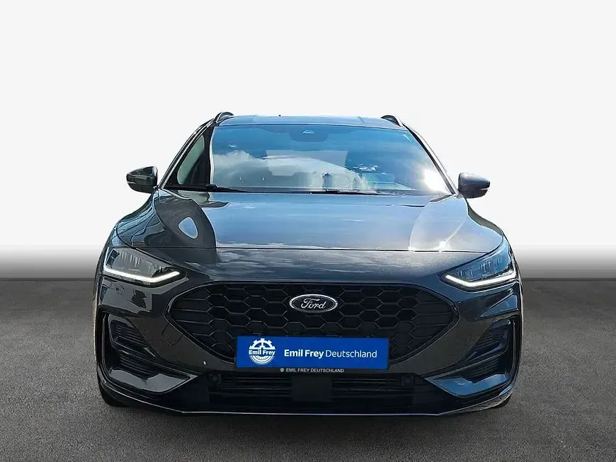 Gebraucht Ford Focus ST-Line X 155 PS (114 kW) 2024 Grau Limousine
