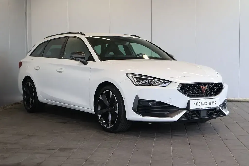 Gebraucht Cupra Leon 204 PS (150 kW) 2022 Weiß Limousine