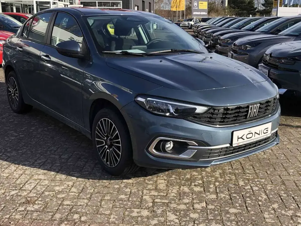 Gebraucht Fiat Tipo Urban 131 PS (96 kW) 2026 Blau Limousine
