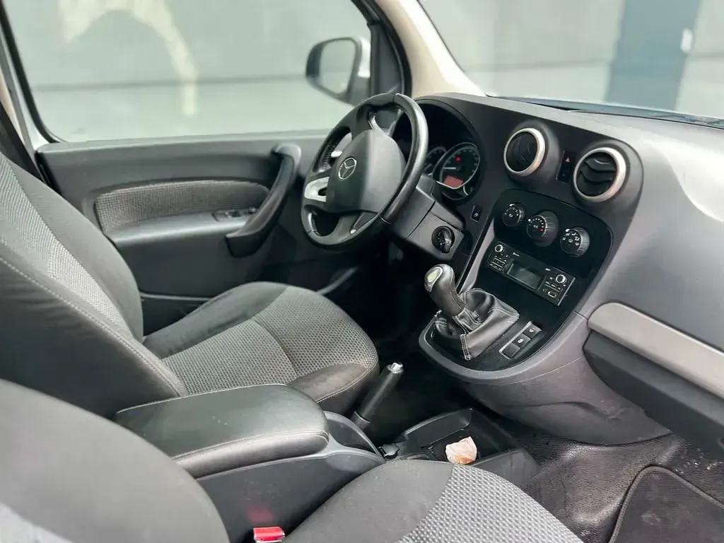 Gebraucht Mercedes Citan 109 90 PS (66 kW) 2019 Silber Van / Kleinbus