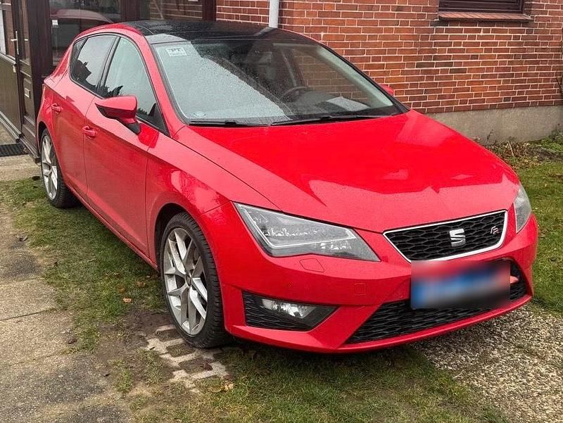 Usata Seat Leon 150 CV (110 kW) 2014 Rosso Berlina