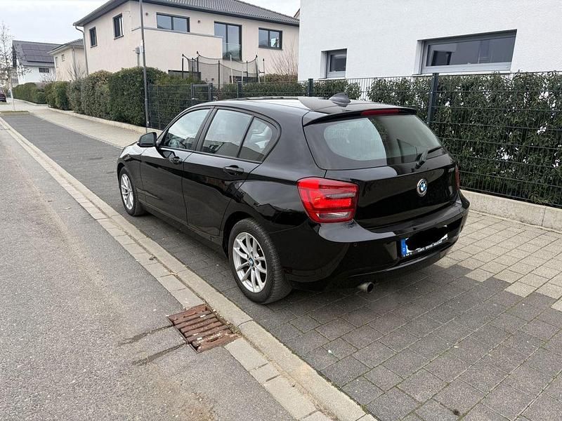 Gebraucht BMW 116 136 PS (100 kW) 2014 Schwarz Kleinwagen