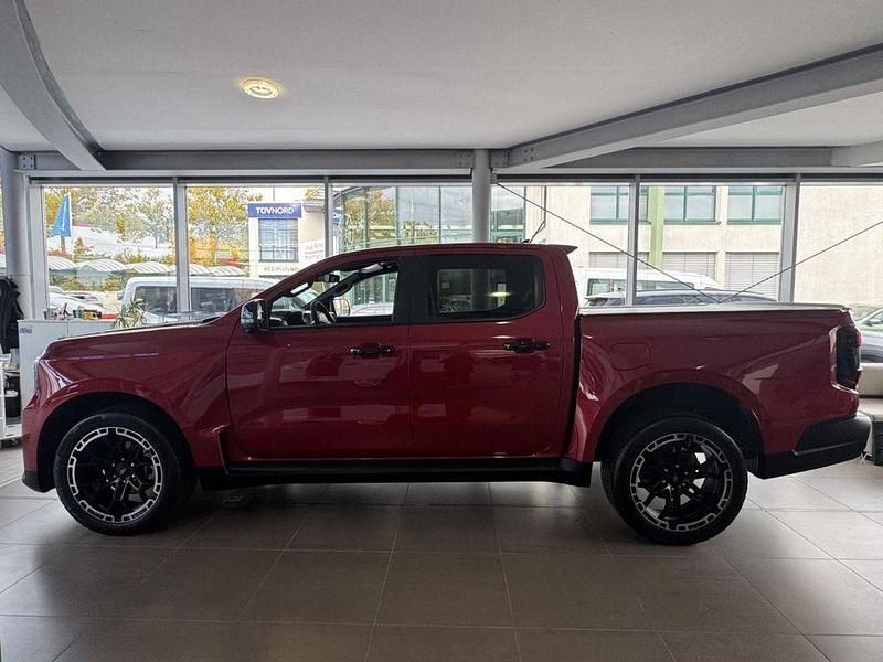 Neu Ford Ranger 241 PS (177 kW) 2025 Rot Pickup