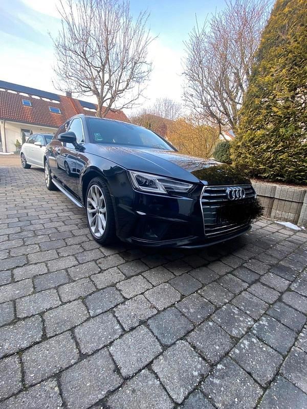 Gebraucht Audi A4 150 PS (110 kW) 2019 Schwarz Kombi