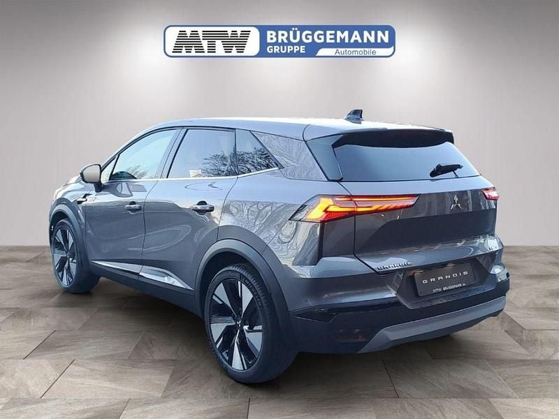 Neu Mitsubishi Grandis Edition 158 PS (116 kW) 2026 Grau SUV