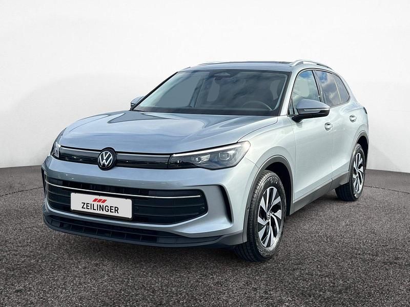 Neu VW Tiguan Life 150 PS (110 kW) 2025 Oyster silver SUV