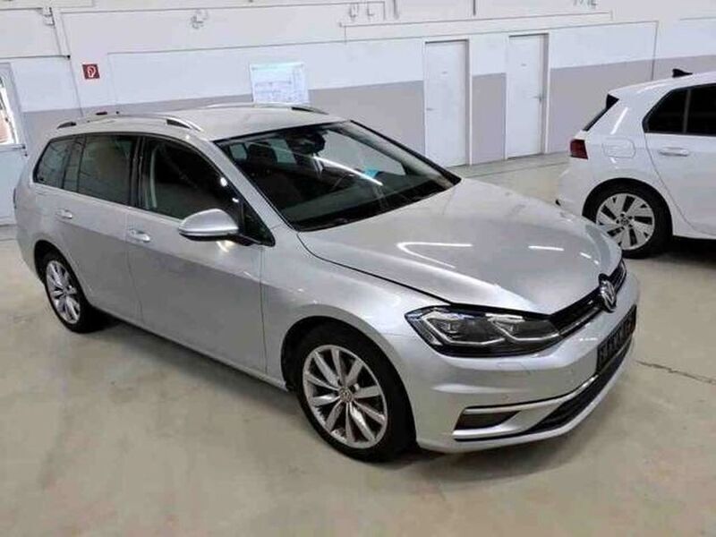 Silber Gebraucht 2019 VW Golf VII Highline Kombi | 19.049 € (Etwas zu teuer) - Bild 1/4