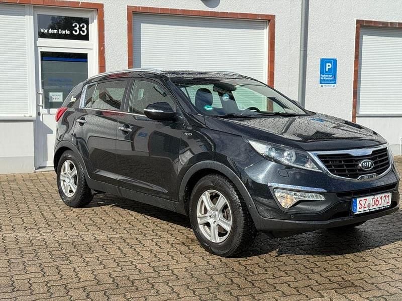 Schwarz Gebraucht 2012 Kia Sportage FIFA World Cup Edition SUV | 8.900 € (Guter Preis) - Bild 1/4