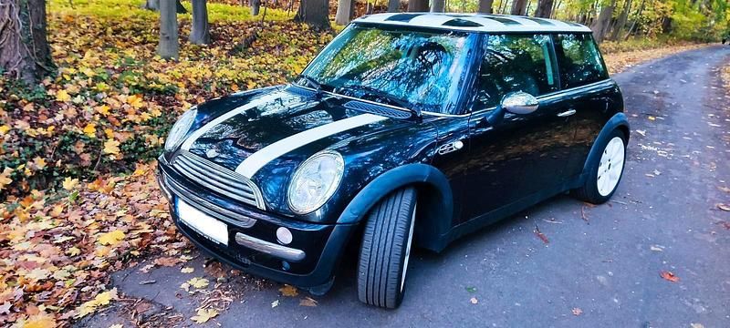 Second-hand Mini Cooper 90 CP (66 kW) 2002 Negru Hatchback