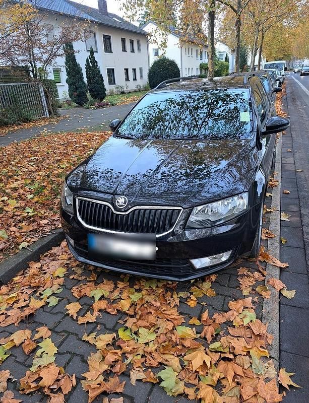 Gebraucht Skoda Octavia 150 PS (110 kW) 2015 Schwarz Kleinwagen