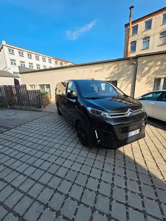 Używany Citroën Jumpy 177 KM (130 kW) 2021 Czarny Minivan
