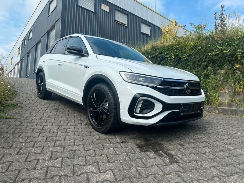 Pure white Gebraucht 2024 VW T-Roc R-line SUV | 27.900 € (Etwas zu teuer) - Bild 1/4