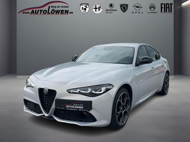 Perla lunare, metallic Gebraucht 2024 Alfa Romeo Giulia Veloce Limousine | 34.480 € (Fairer Preis) - Bild 1/4