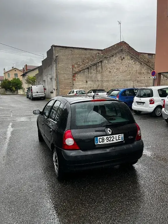 Gebraucht Renault Clio Expression 75 PS (55 kW) 2002 Schwarz Limousine