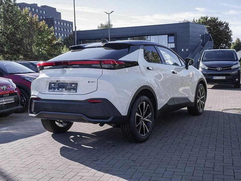 Gebraucht Toyota C-HR 140 PS (102 kW) 2025 Weiß SUV