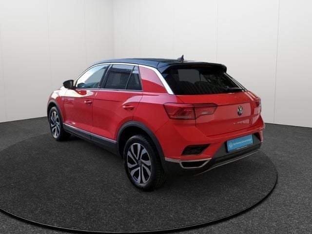 Käytetty VW T-Roc Active 110 HP (80 kW) 2021 Punainen Katumaasturi