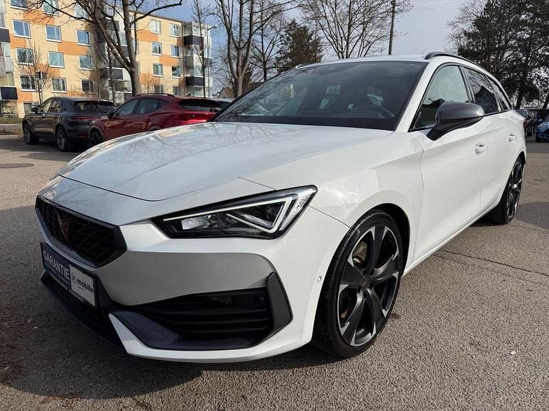 Gebraucht Cupra Leon VZ 310 PS (228 kW) 2024 Weiß Limousine