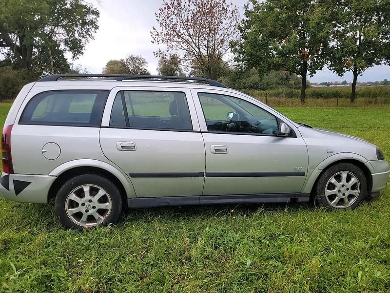 Gebraucht Opel Astra 2003 Silber Kombi