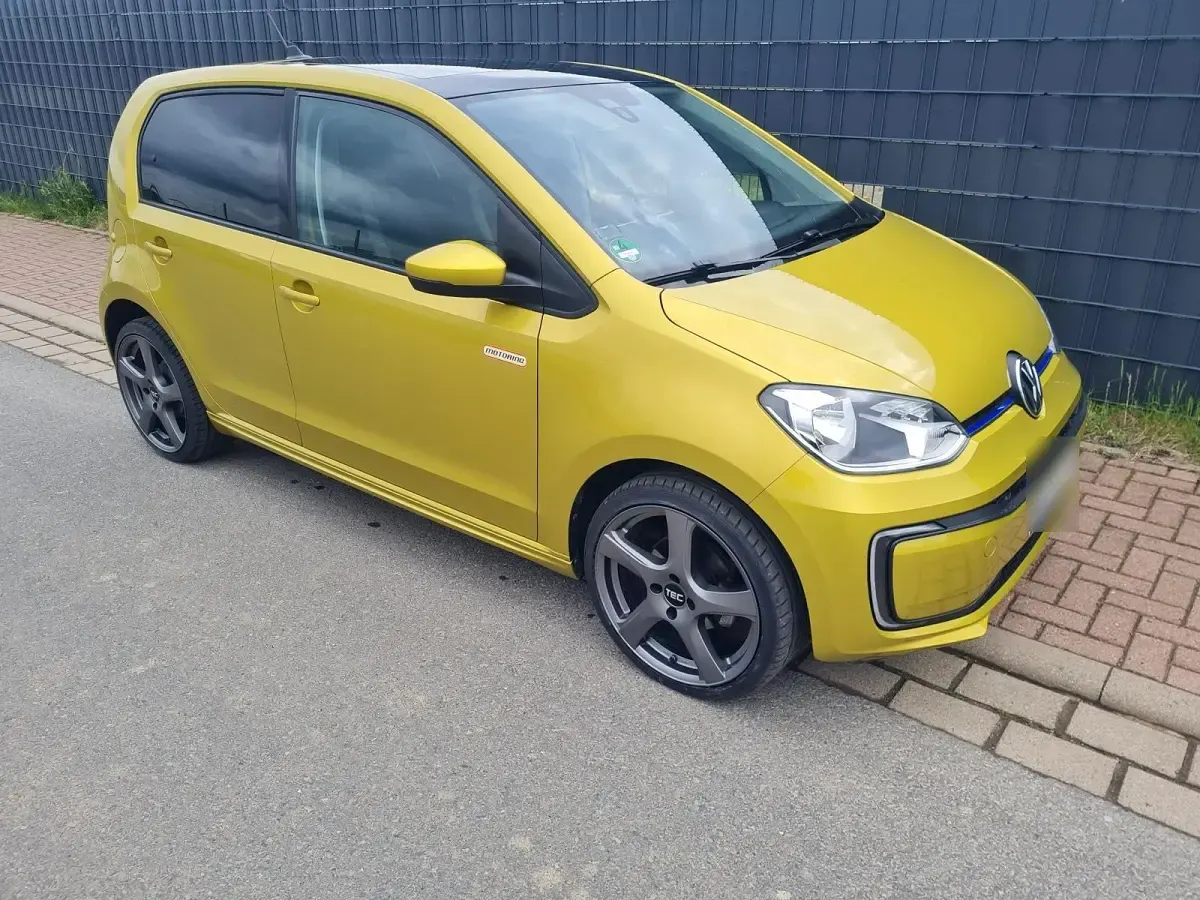 Brugt VW e-up! 61 kW (83 HK) 2016 Guld Hatchback