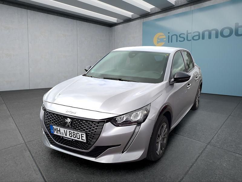 Grau Gebraucht 2023 Peugeot e-208 Kleinwagen | 26.799 € (Teuer) - Bild 1/4