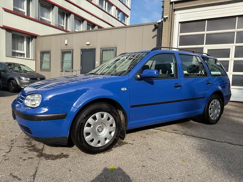 Blau Gebraucht 2001 VW Golf IV Edition Kombi | 3.999 € (Etwas zu teuer) - Bild 1/4