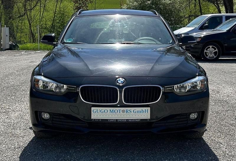 Second-hand BMW 318 143 CP (105 kW) 2015 Negru Break