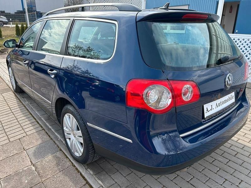 Gebraucht VW Passat Comfortline 140 PS (102 kW) 2007 Blau Kombi