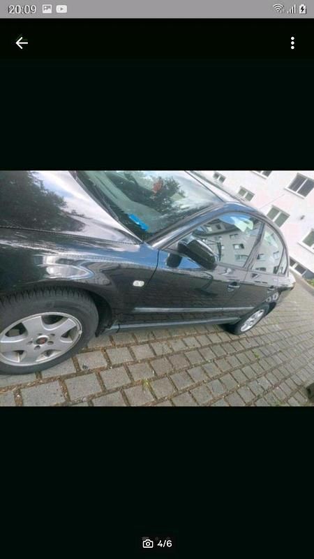 Schwarz Gebraucht 2000 VW Golf IV Limousine | 480 € (Superpreis) - Bild 1/2