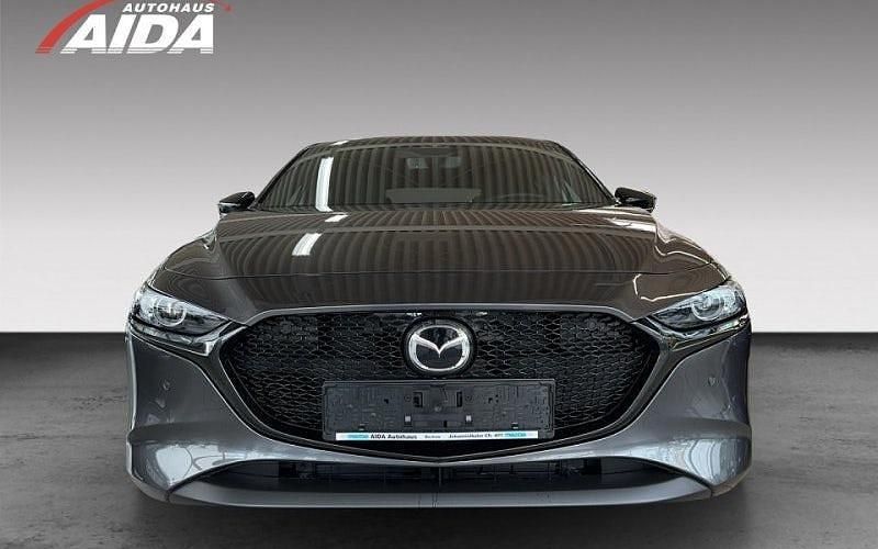Grau Neu 2025 Mazda 3 Center-Line Limousine | 29.950 € - Bild 1/4