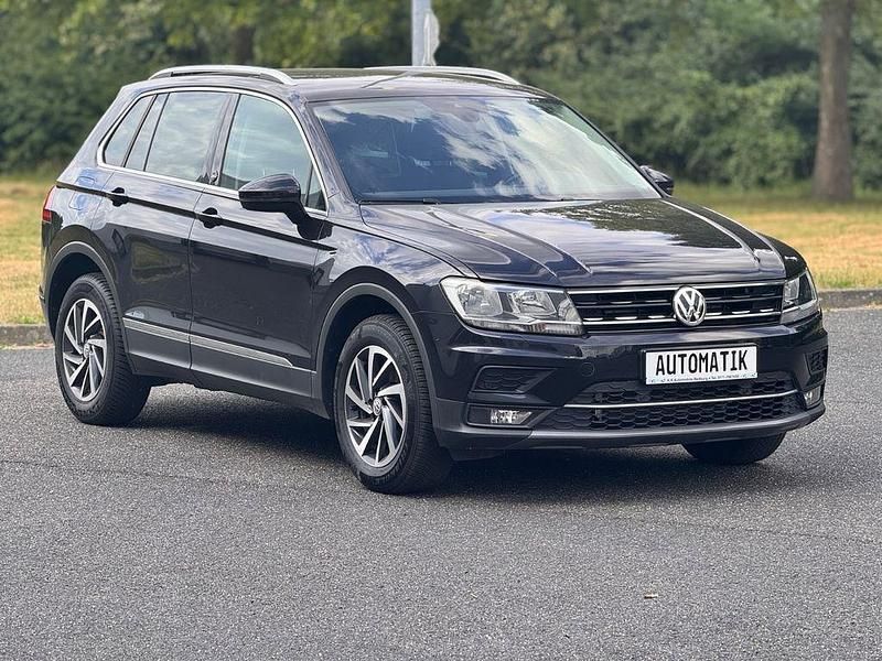 Schwarz Gebraucht 2017 VW Tiguan Sound SUV | 19.990 € (Superpreis) - Bild 1/4