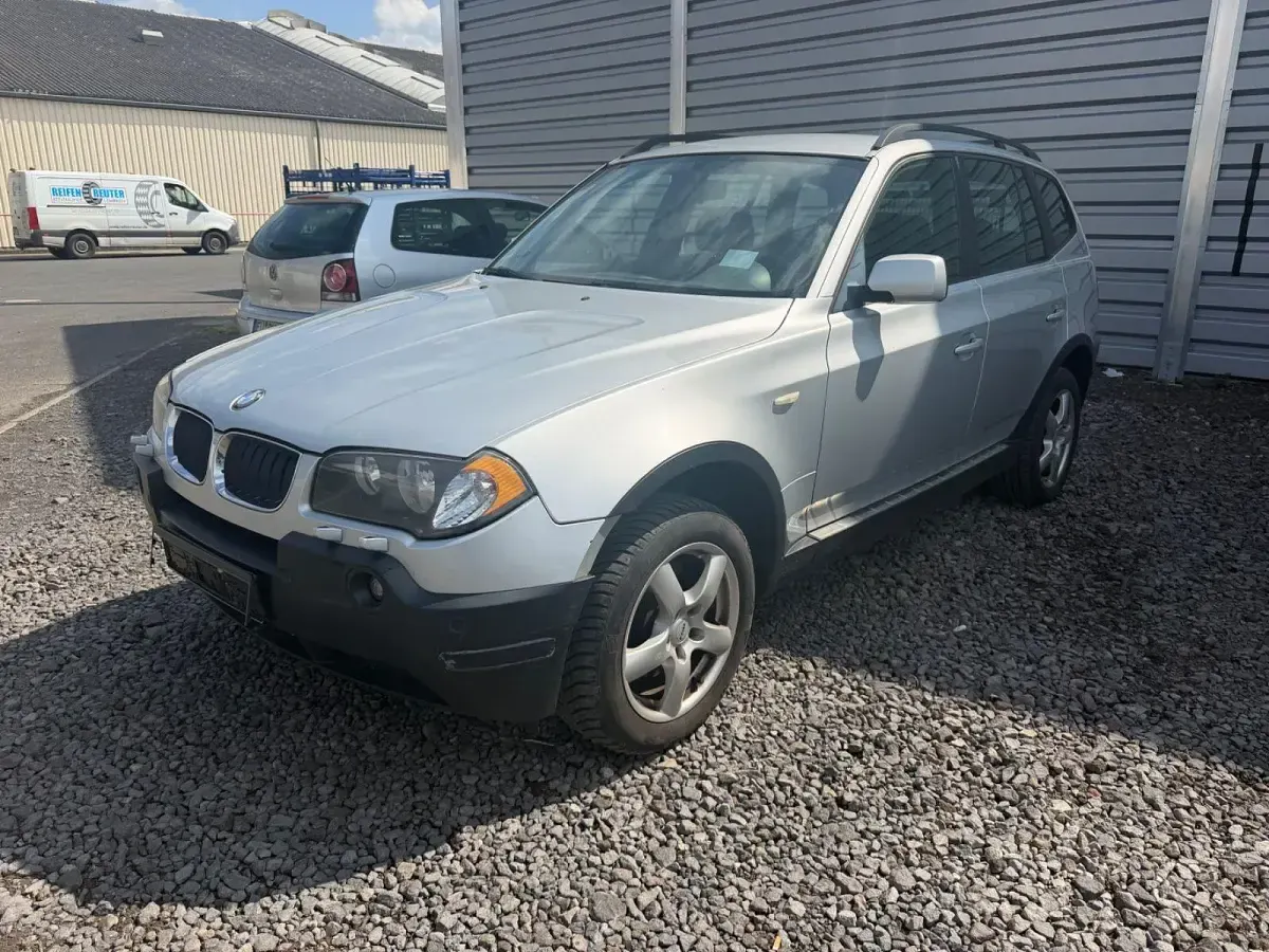 Gebraucht BMW X3 231 PS (169 kW) 2003 Silber SUV
