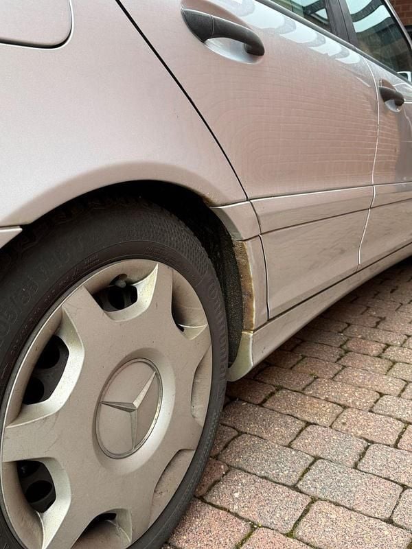 Gebraucht Mercedes C220 150 PS (110 kW) 2006 Silber Kombi