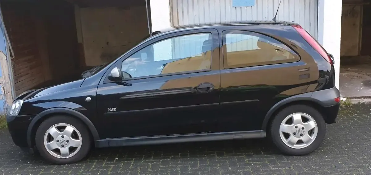 Gebraucht Opel Corsa 58 PS (42 kW) 2003 Schwarz Kleinwagen