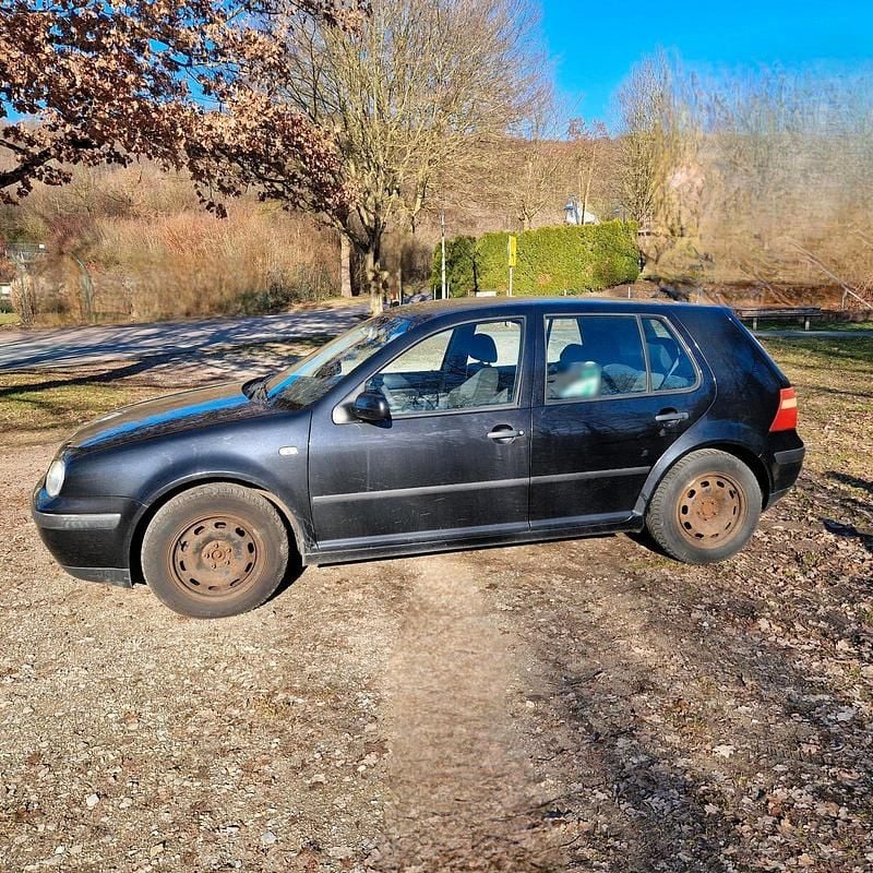 Gebraucht VW Golf IV 75 PS (55 kW) 2003 Schwarz Kleinwagen