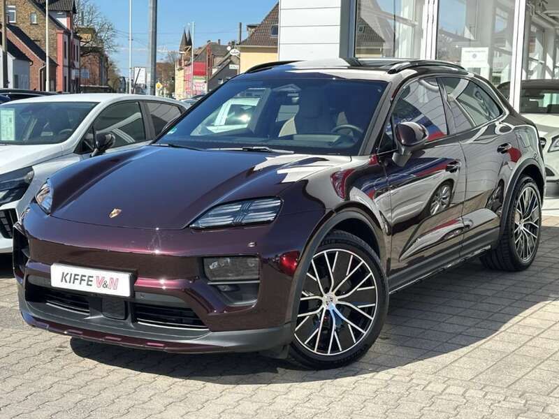 Gebraucht Porsche Macan 300 kW (408 PS) 2024 Kupferrubin metallic SUV