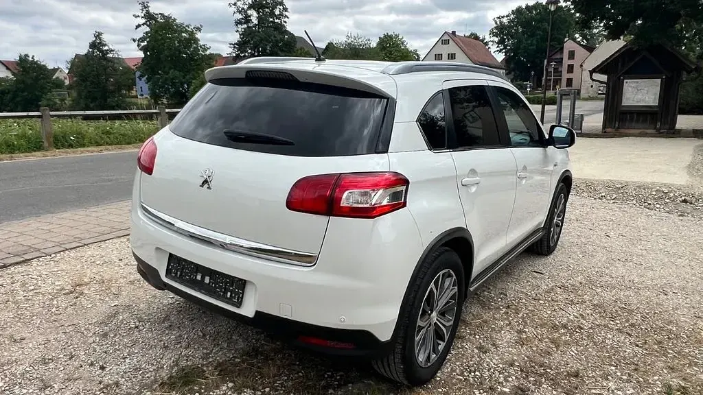 Gebraucht Peugeot 4008 Allure 150 PS (110 kW) 2012 Violett SUV