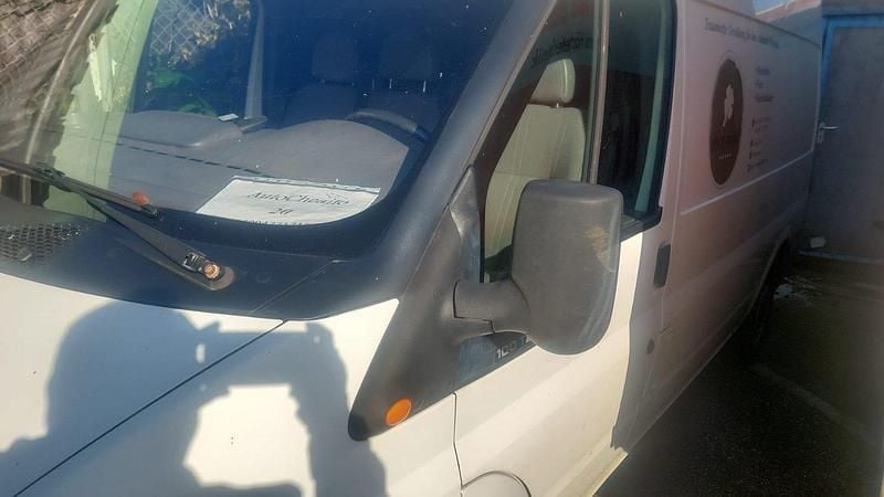 Gebraucht Ford Transit 101 PS (74 kW) 2006 Weiß Van / Kleinbus