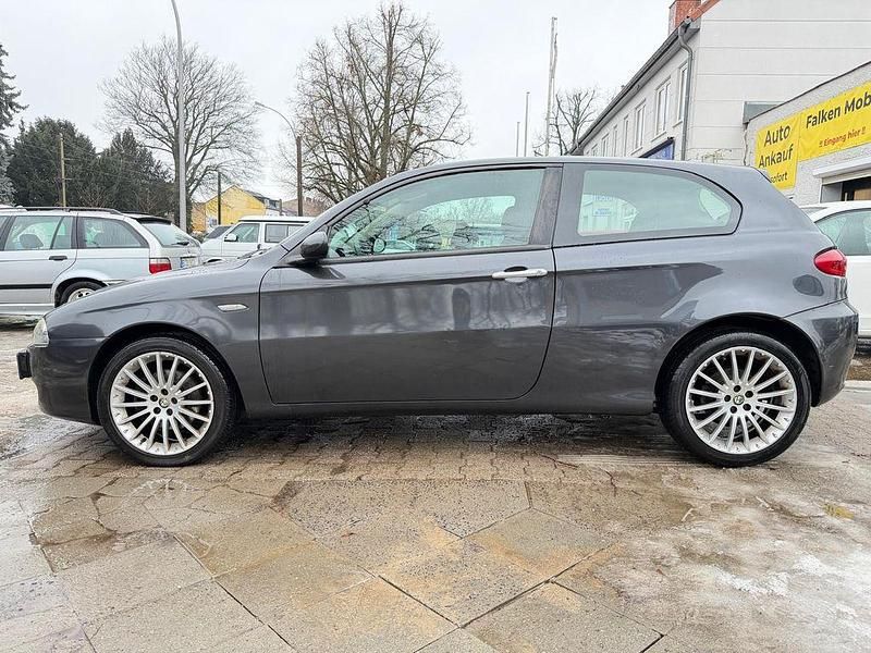 Gebraucht Alfa Romeo 147 120 PS (88 kW) 2007 Schwarz Kleinwagen