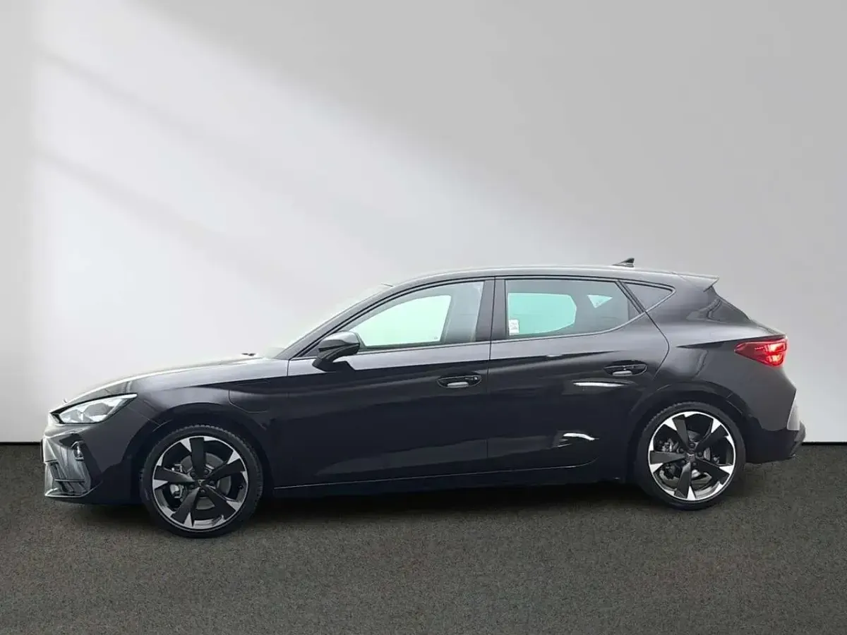 Neu Cupra Leon 204 PS (150 kW) 2026 Schwarz Limousine